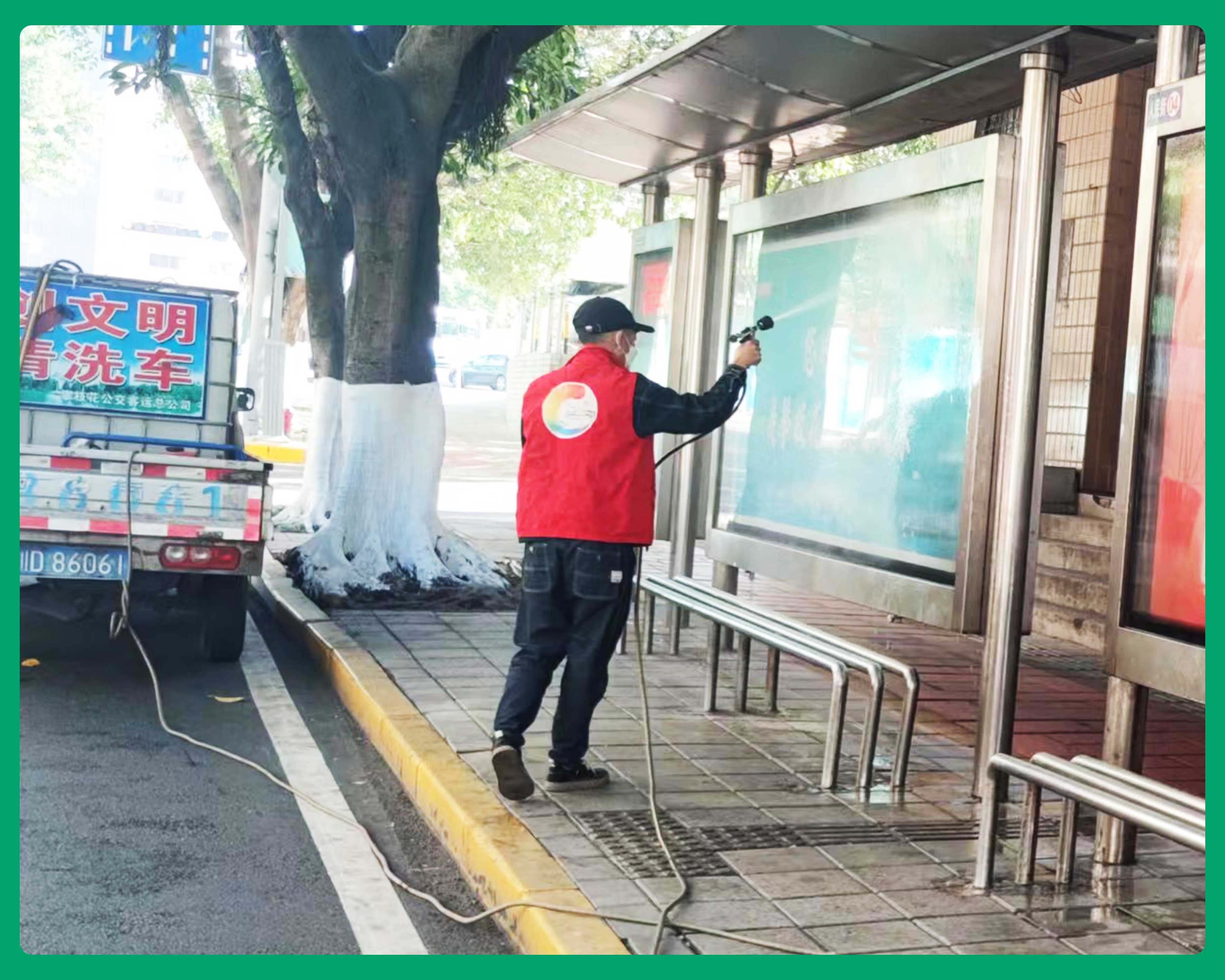 創(chuàng)建全國文明城市，公交廣告在行動